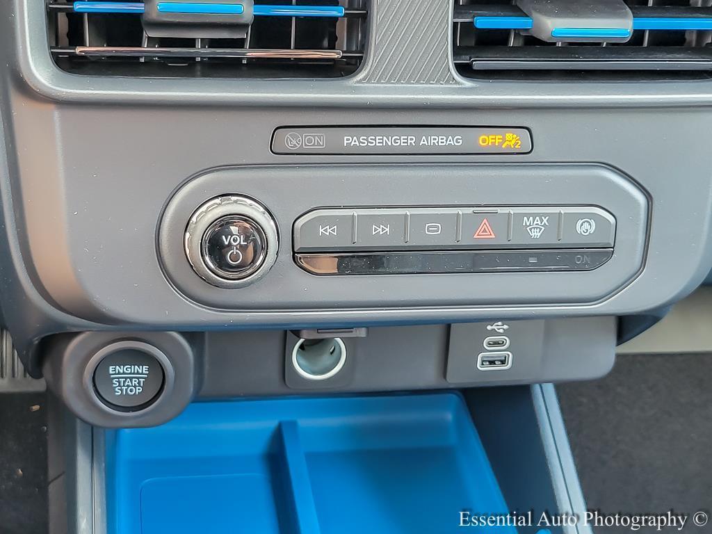 new 2025 Ford Maverick car, priced at $32,005