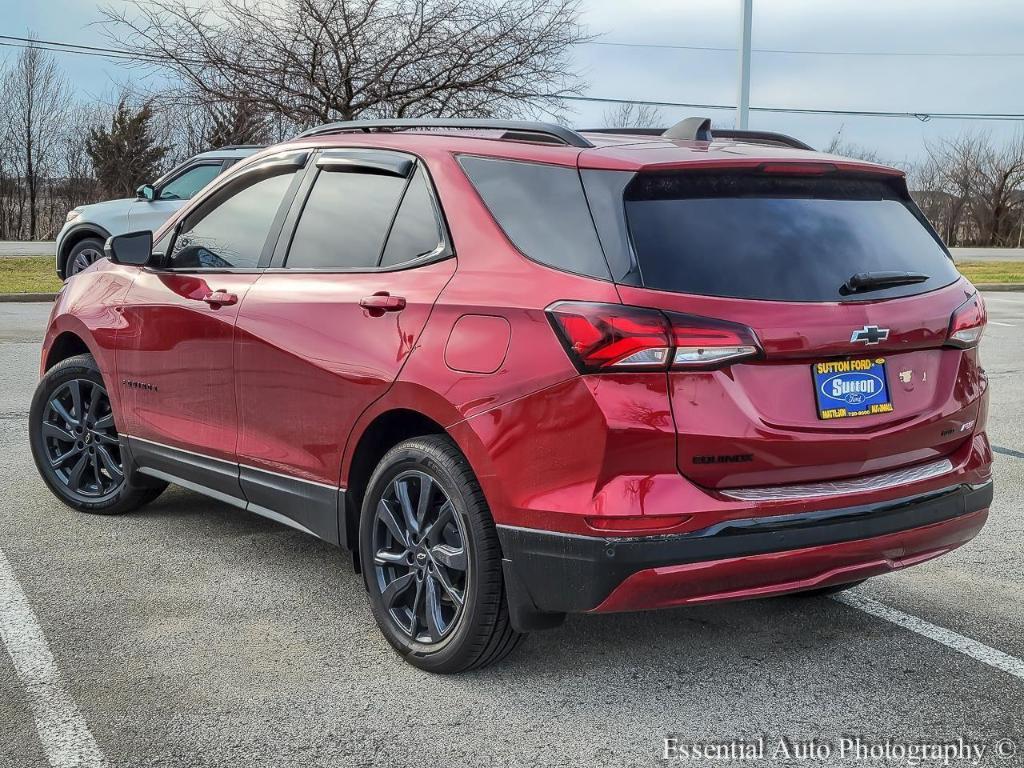 used 2024 Chevrolet Equinox car, priced at $30,295