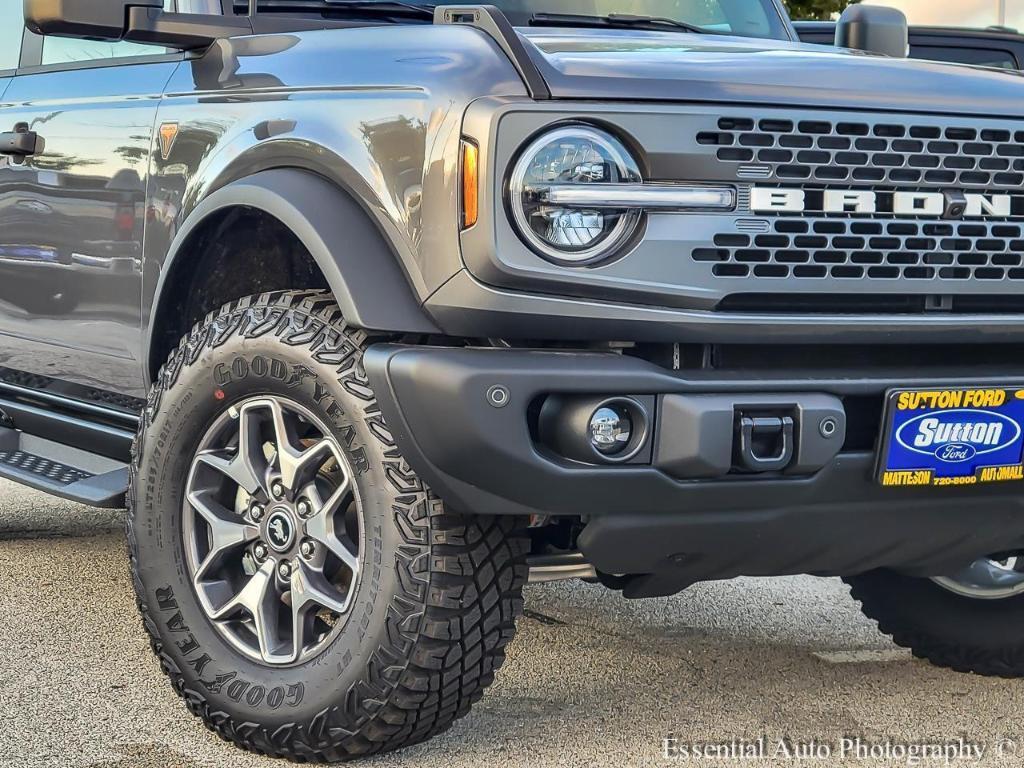 new 2025 Ford Bronco car, priced at $58,437