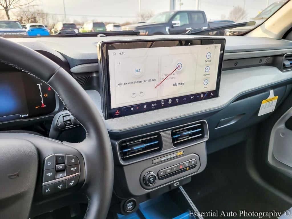 new 2025 Ford Maverick car