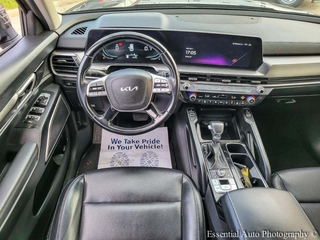 used 2023 Kia Telluride car, priced at $30,321
