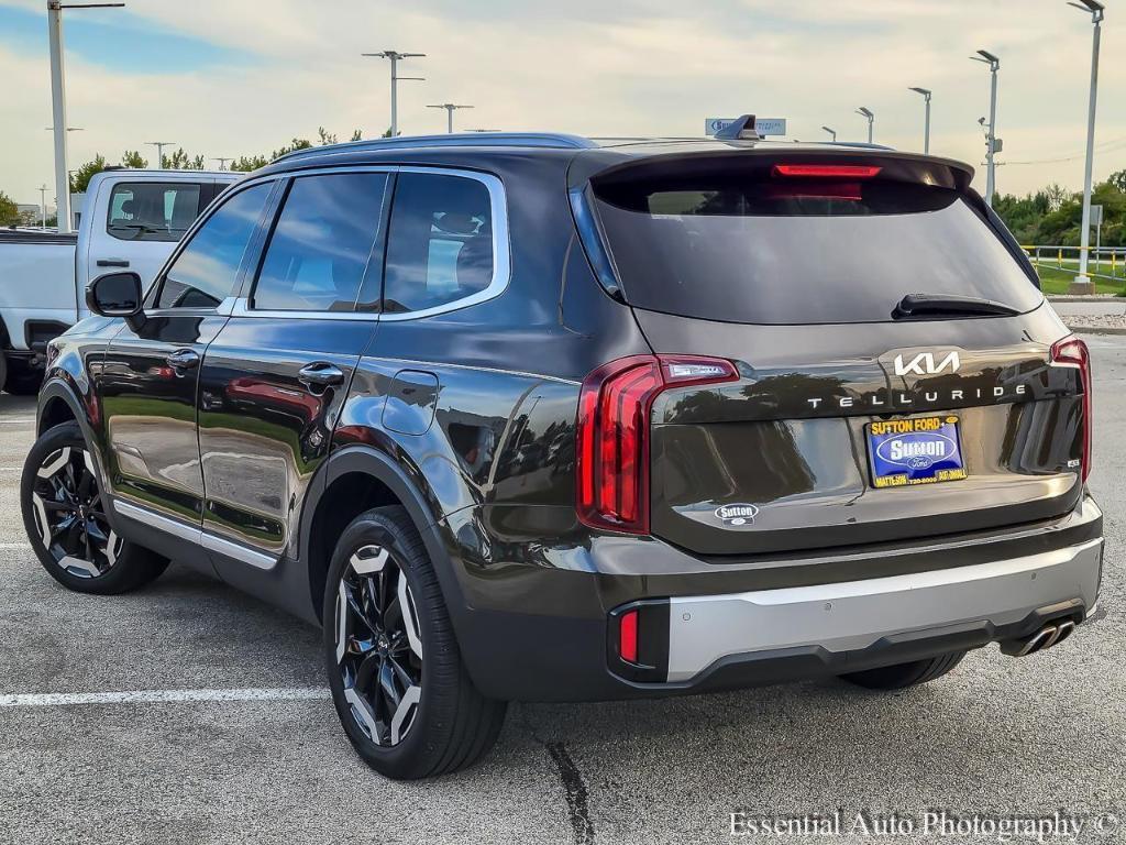 used 2023 Kia Telluride car, priced at $30,321