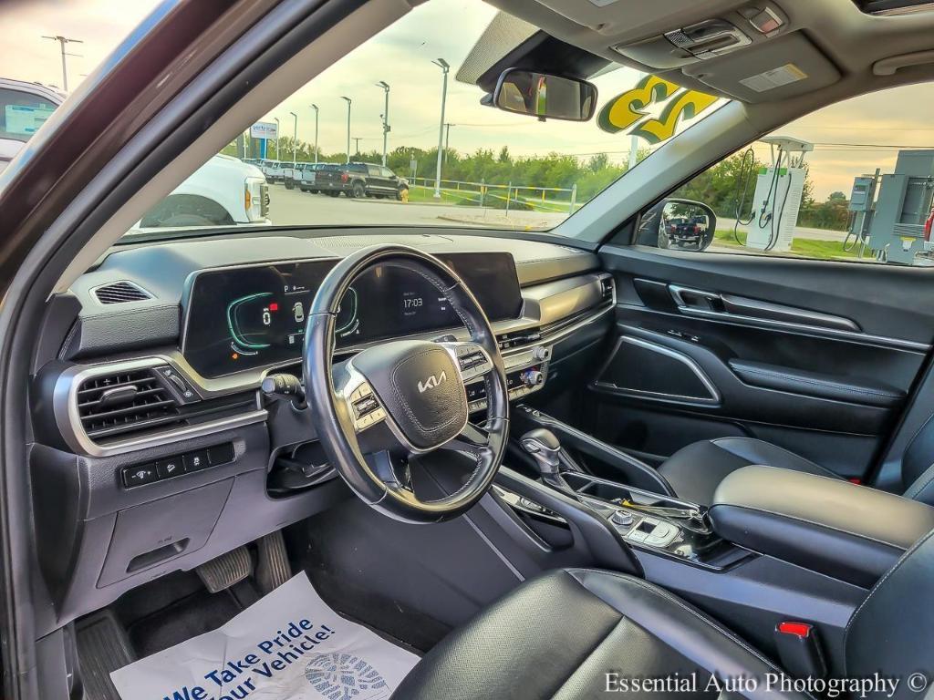 used 2023 Kia Telluride car, priced at $30,321