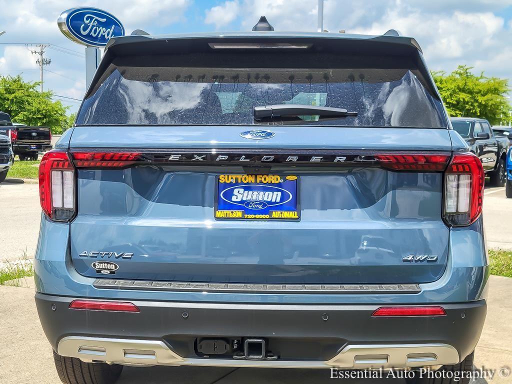 new 2025 Ford Explorer car, priced at $46,875