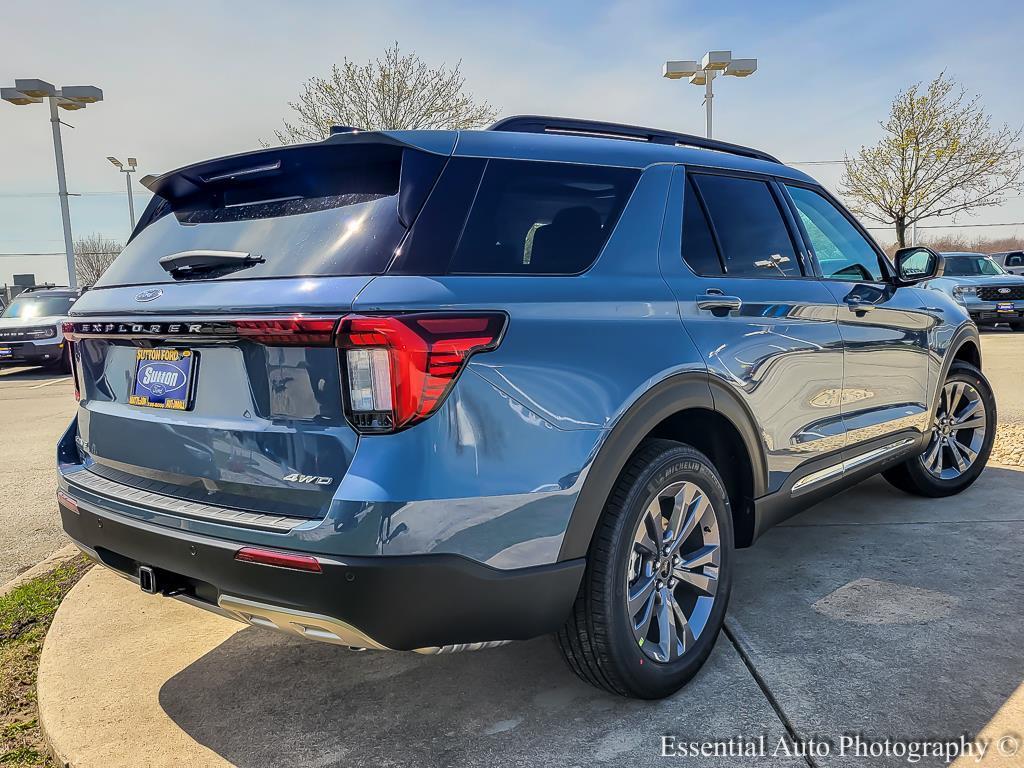 new 2025 Ford Explorer car, priced at $46,875