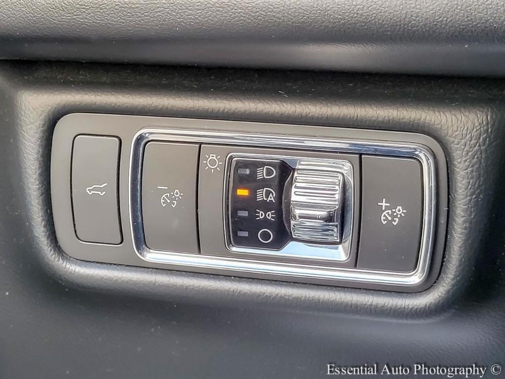 used 2023 Lincoln Aviator car, priced at $31,858