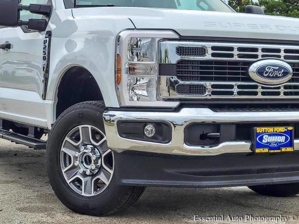 new 2025 Ford F-250 car, priced at $60,149