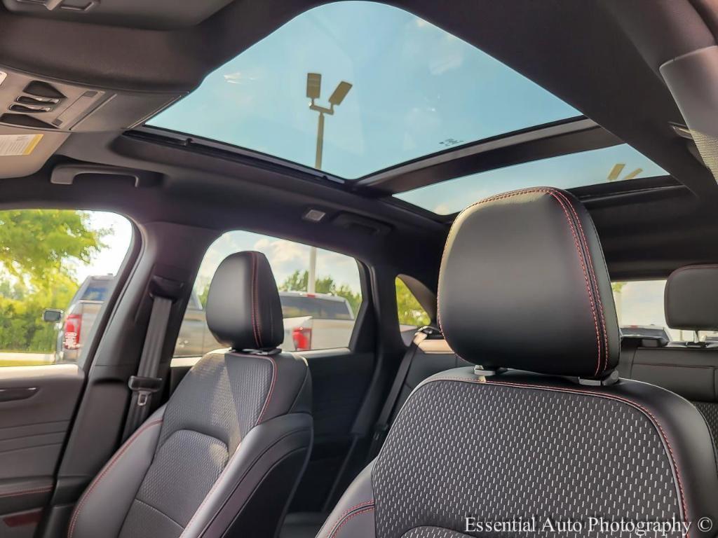 used 2025 Ford Escape car, priced at $27,948