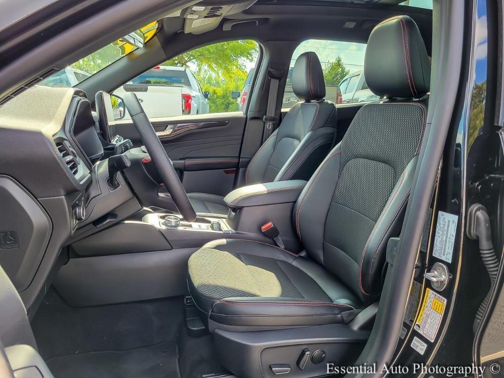 used 2025 Ford Escape car, priced at $27,948