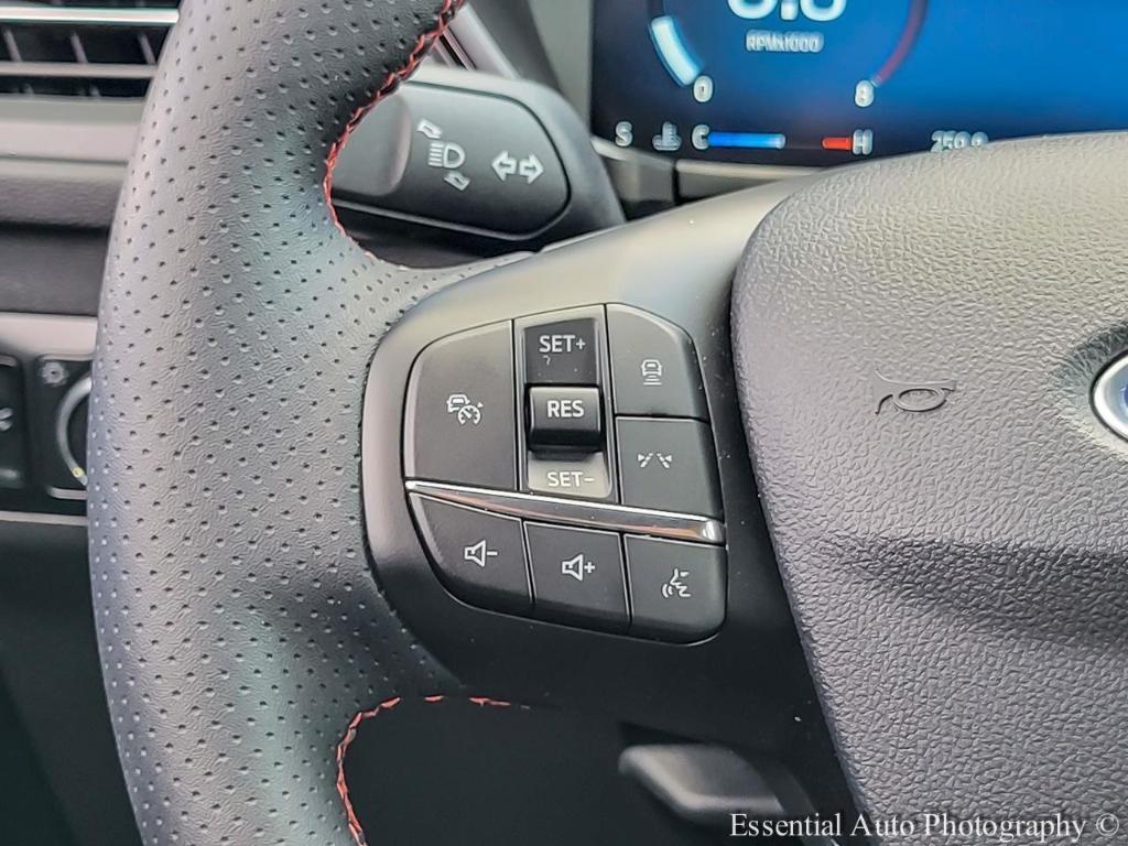 used 2025 Ford Escape car, priced at $27,948