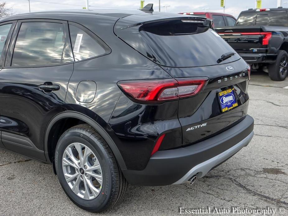 new 2025 Ford Escape car, priced at $27,641