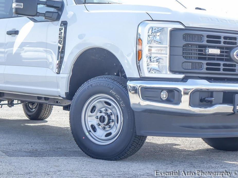 new 2024 Ford F-250 car, priced at $58,755