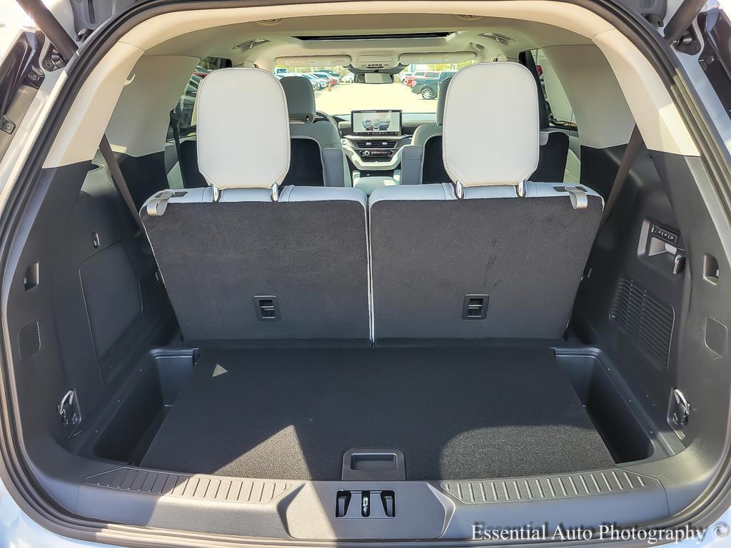 new 2025 Ford Explorer car, priced at $57,210