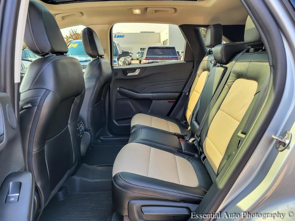 used 2022 Ford Escape car, priced at $24,995