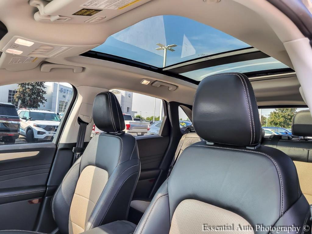used 2022 Ford Escape car, priced at $24,995