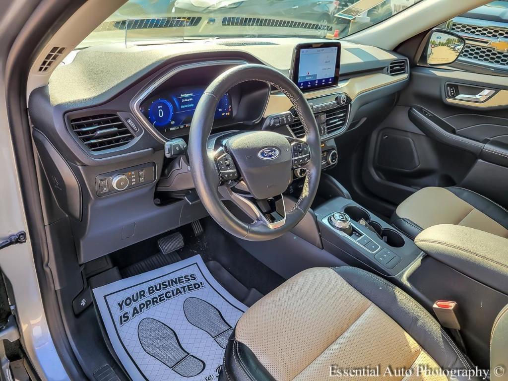 used 2022 Ford Escape car, priced at $24,995
