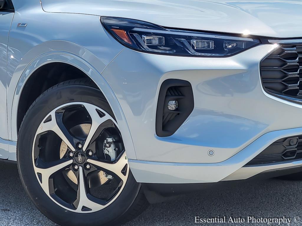 new 2025 Ford Escape car, priced at $38,780