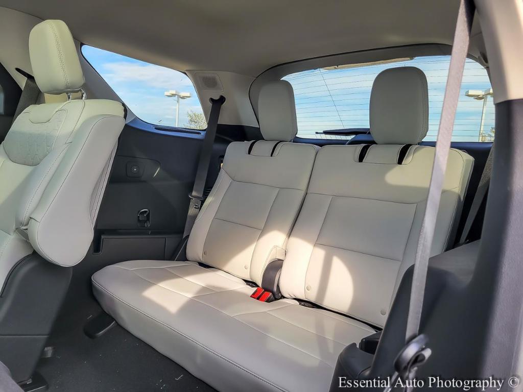 new 2025 Ford Explorer car, priced at $58,005