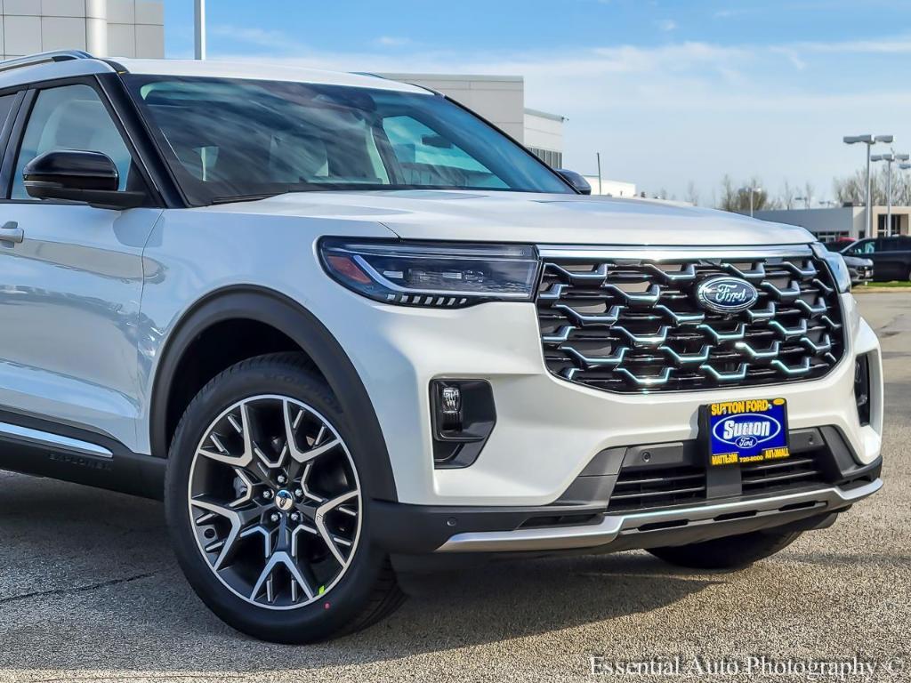 new 2025 Ford Explorer car, priced at $58,005