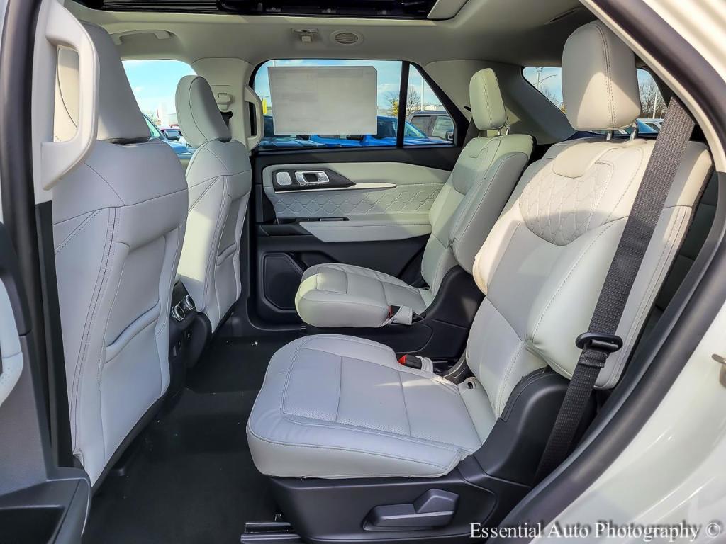 new 2025 Ford Explorer car, priced at $58,005