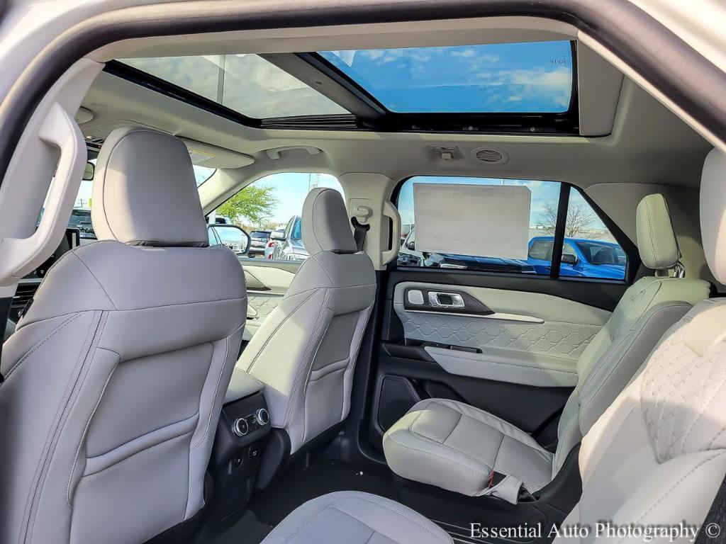 new 2025 Ford Explorer car, priced at $58,005