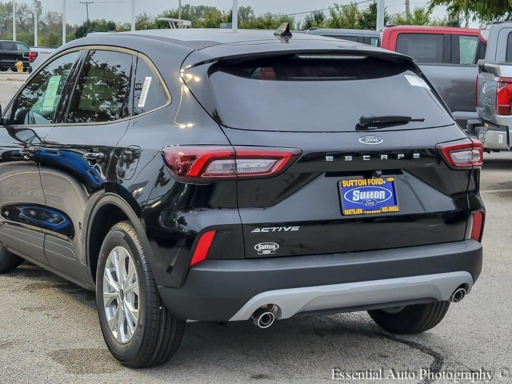 new 2026 Ford Escape car, priced at $28,649