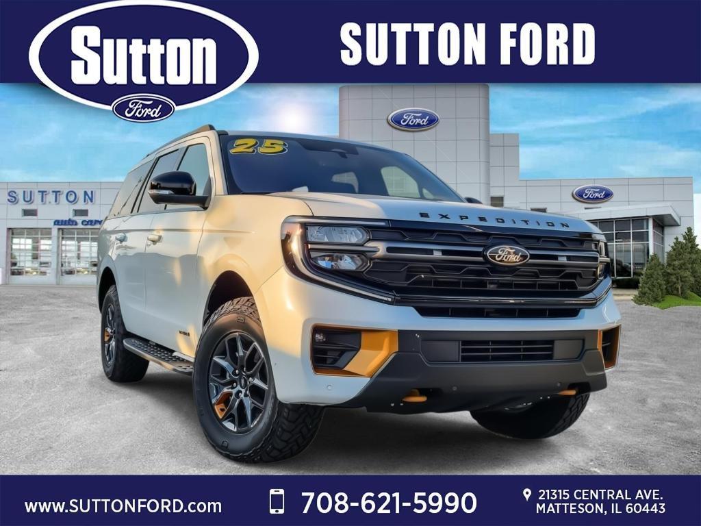 new 2025 Ford Expedition car, priced at $84,020