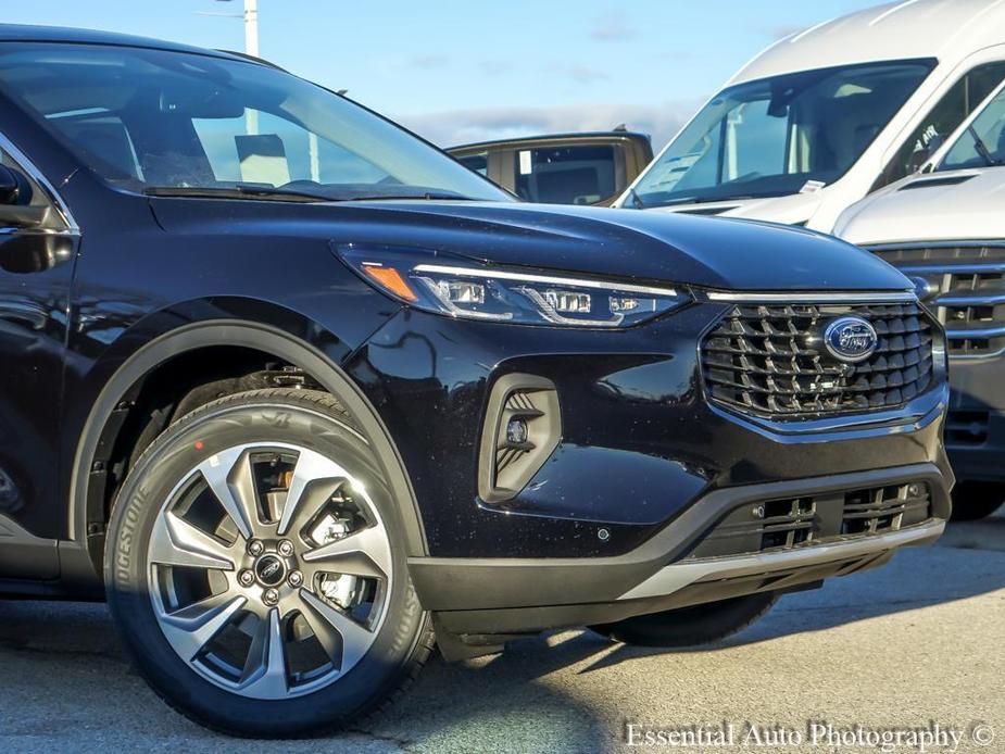 new 2025 Ford Escape car, priced at $38,041