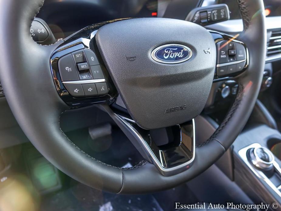 new 2025 Ford Escape car, priced at $38,041