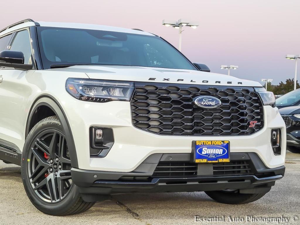 new 2025 Ford Explorer car, priced at $56,400