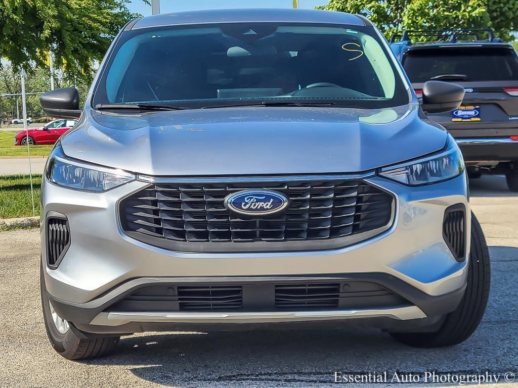 used 2023 Ford Escape car, priced at $25,995