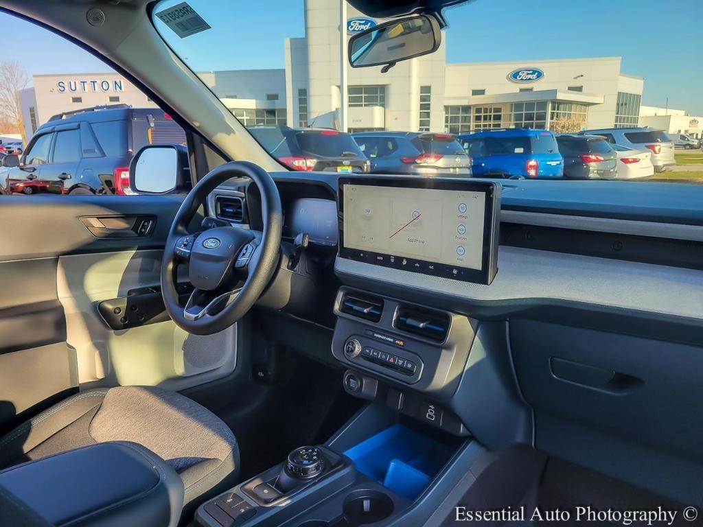 new 2025 Ford Maverick car, priced at $31,559