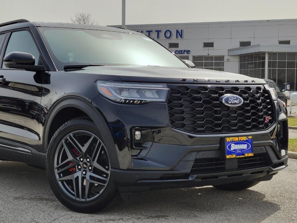 new 2025 Ford Explorer car, priced at $57,895