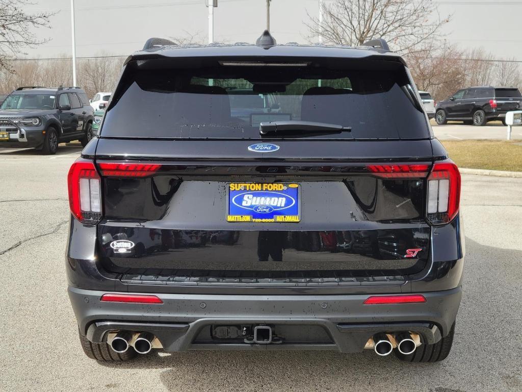 new 2025 Ford Explorer car, priced at $57,895