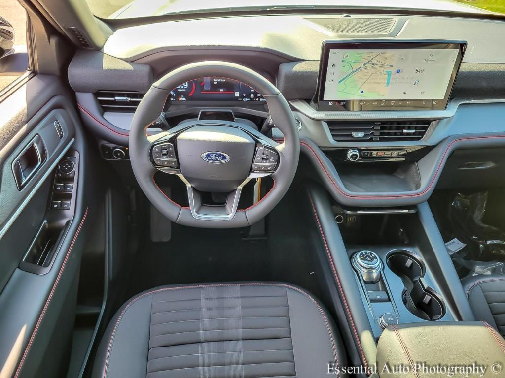 new 2025 Ford Explorer car, priced at $45,485