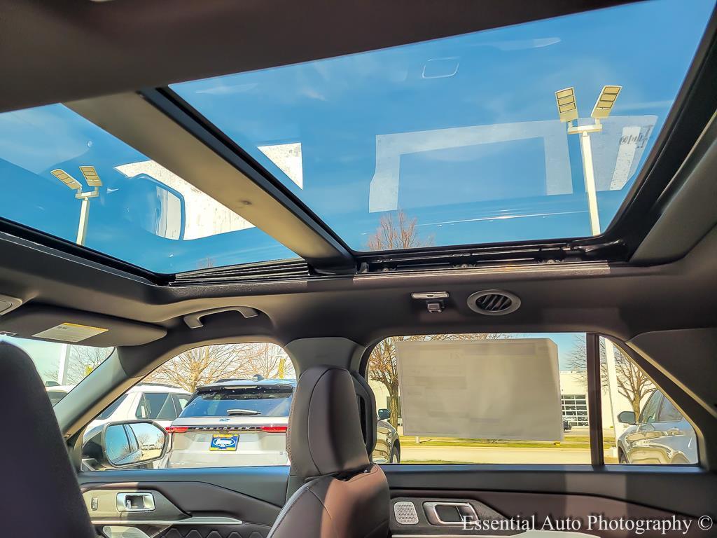 new 2025 Ford Explorer car, priced at $54,779