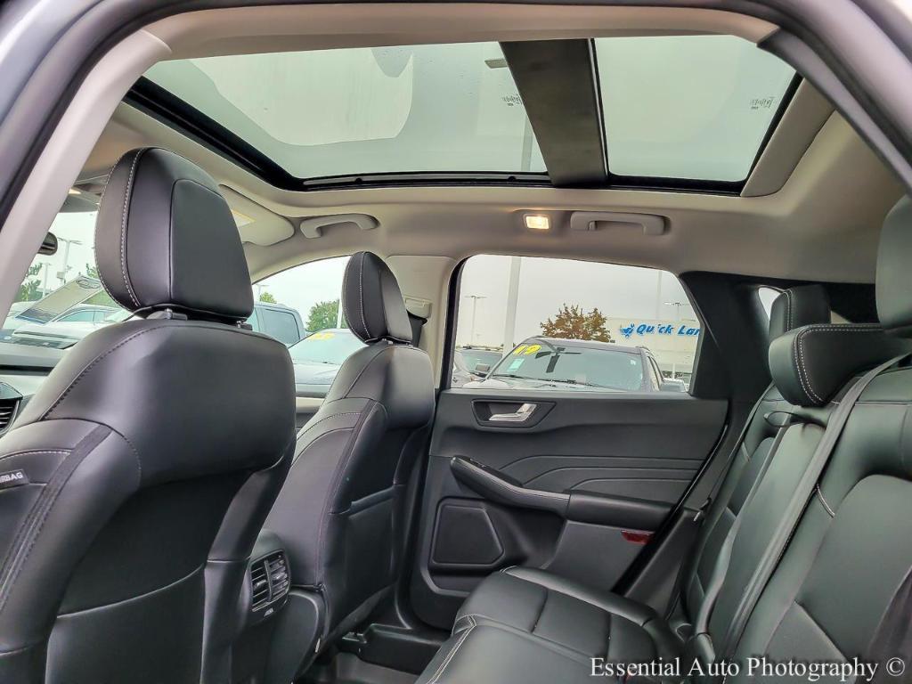 used 2022 Ford Escape car, priced at $21,995