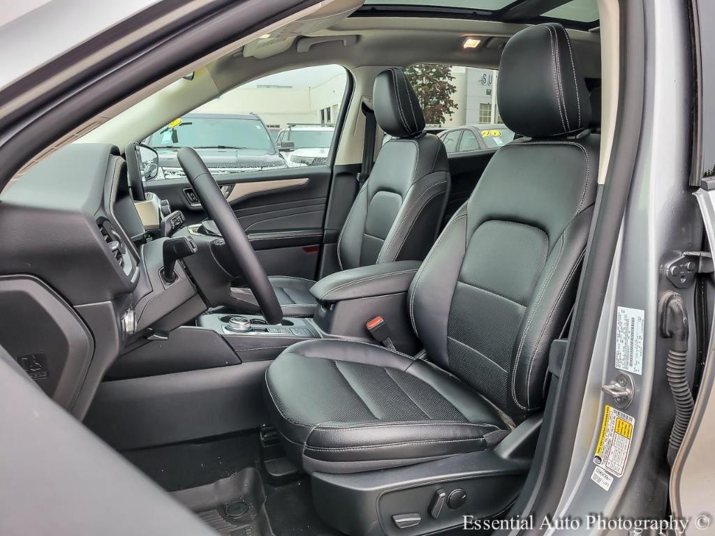 used 2022 Ford Escape car, priced at $21,995