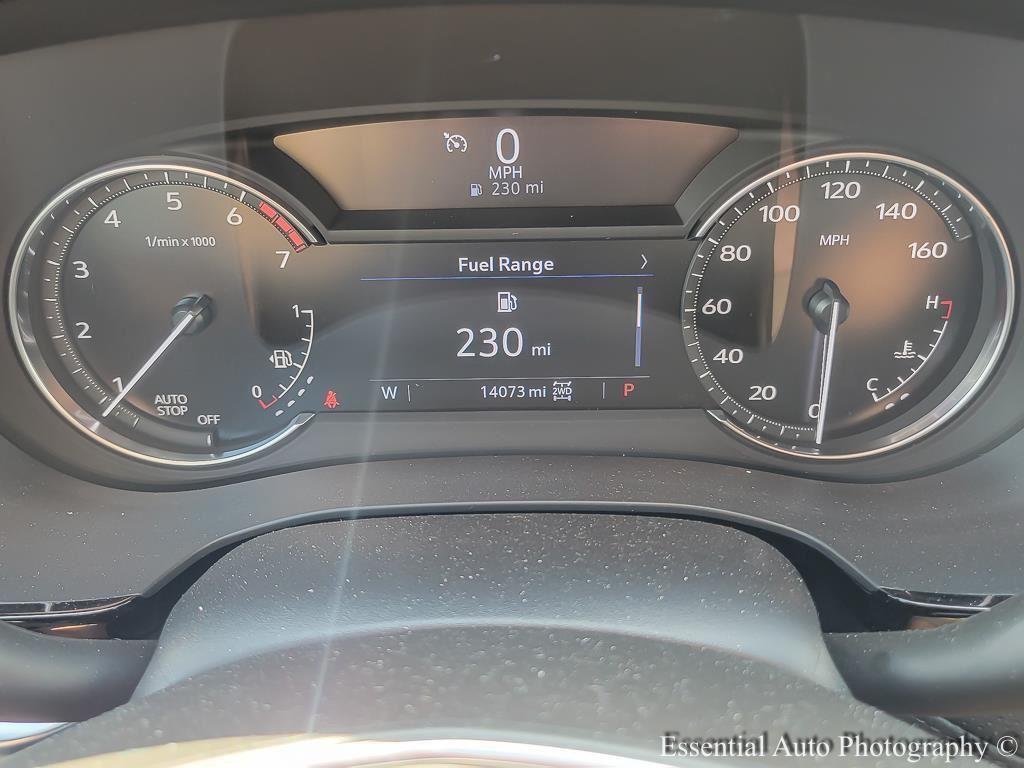 used 2024 Cadillac XT5 car, priced at $33,998