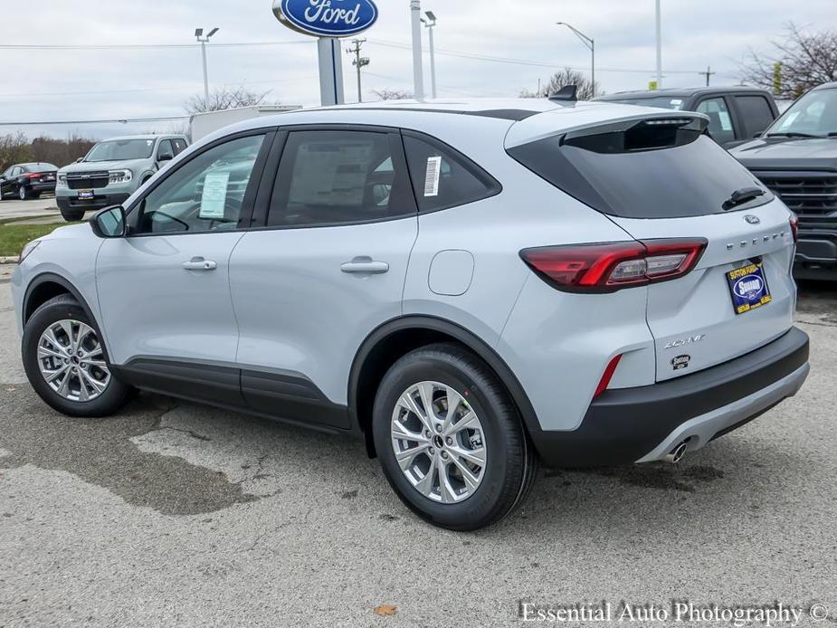 new 2025 Ford Escape car, priced at $28,136