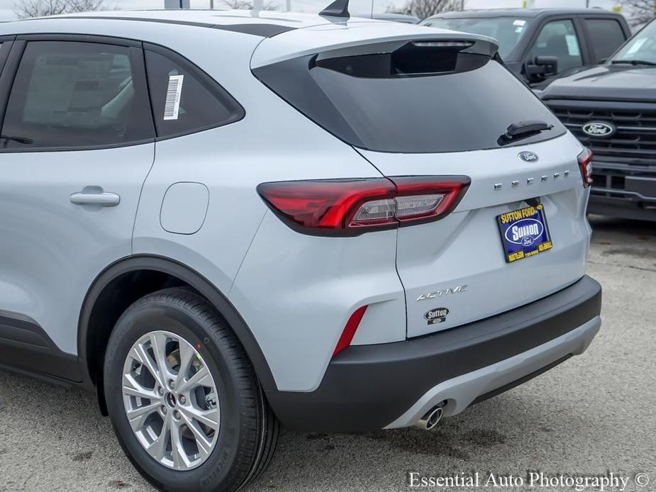 new 2025 Ford Escape car, priced at $28,136