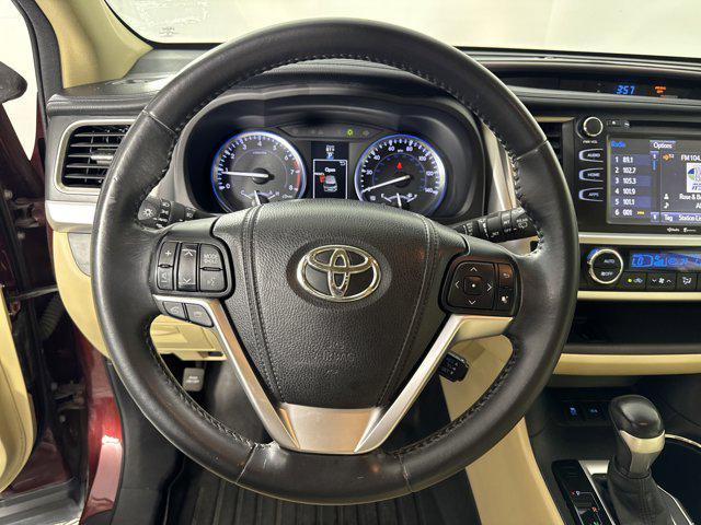 used 2015 Toyota Highlander car, priced at $21,999