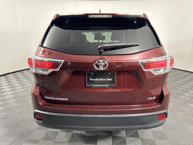 used 2015 Toyota Highlander car, priced at $21,999