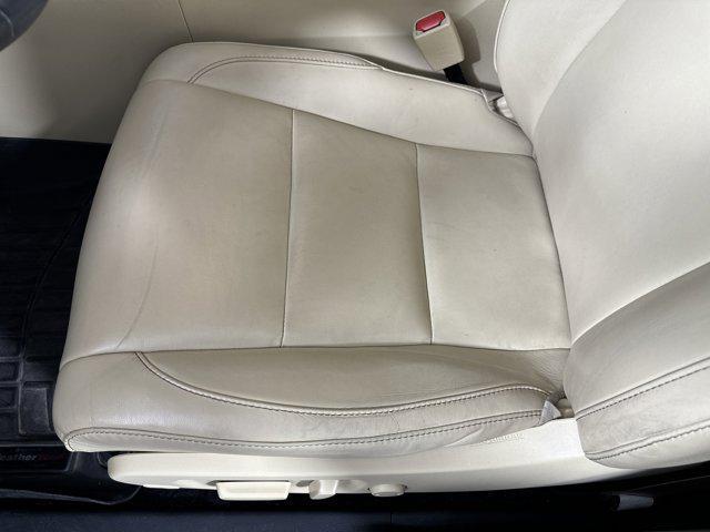 used 2015 Toyota Highlander car, priced at $21,999