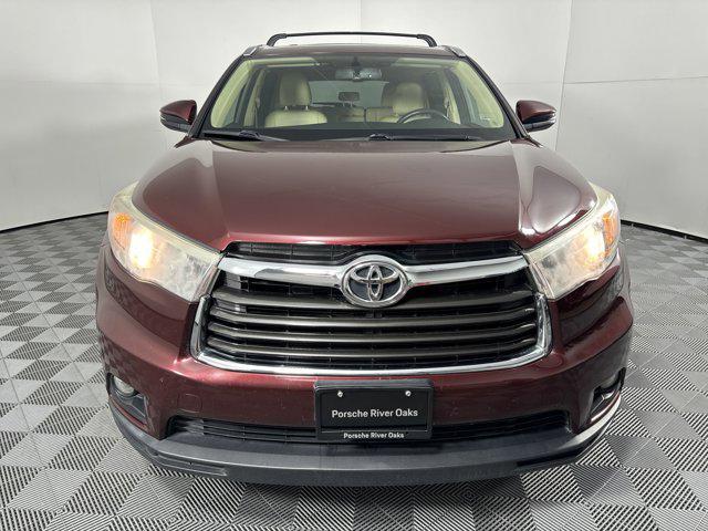 used 2015 Toyota Highlander car, priced at $21,999