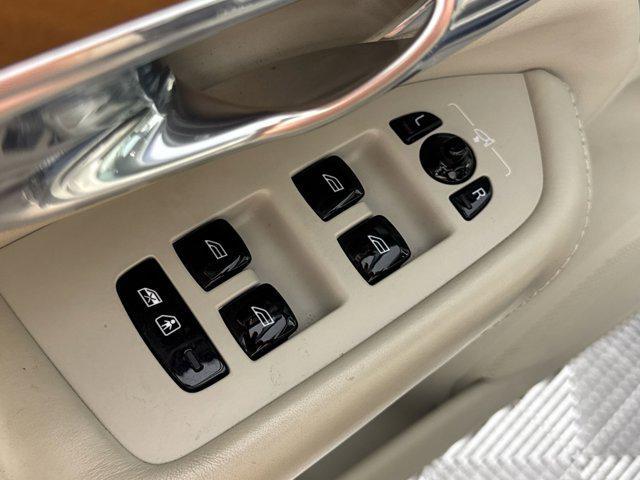 used 2020 Volvo XC90 Hybrid car, priced at $27,998