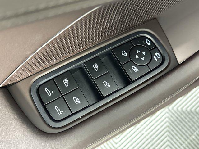 new 2025 Porsche Panamera car, priced at $129,795