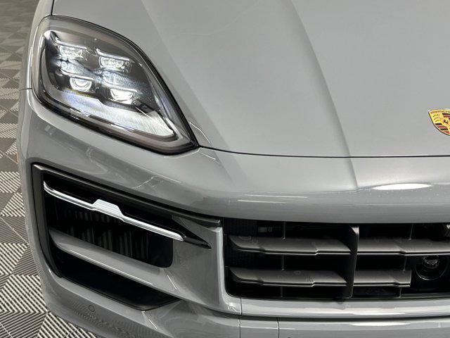 new 2025 Porsche Cayenne car, priced at $138,475