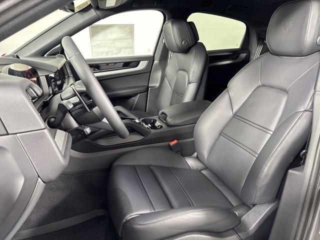 new 2025 Porsche Cayenne car, priced at $111,195