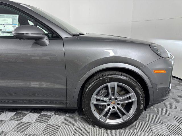 new 2025 Porsche Cayenne car, priced at $111,195